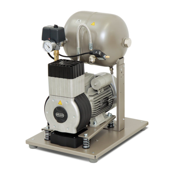 Компресор EKOM DK50-10 Z/M, ресивер 10 л, з мембранним осушувачем повітря, продуктивність 58 л/хв при тиску 5 бар, на одну установку, робочий тиск 5-7 бар, живлення 230В/50Гц, без шафи