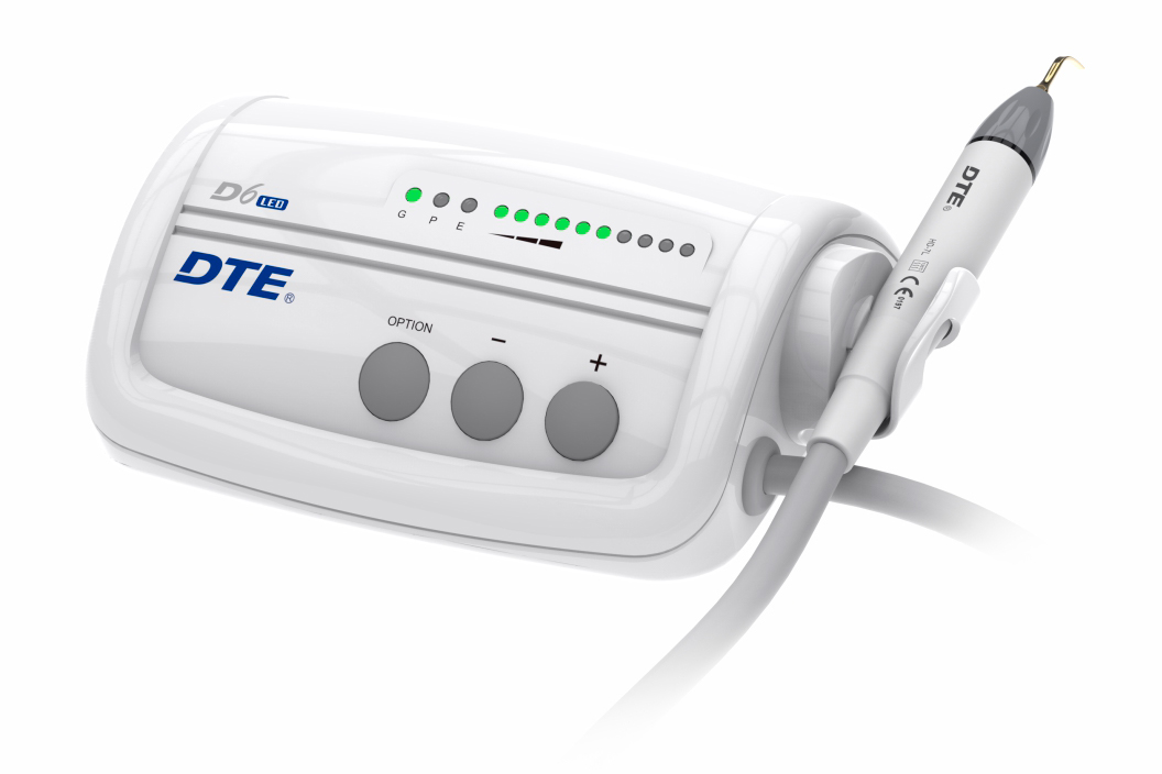 Скалер DTE D6 LED ультразвуковий, з автономною подачею води, наконечник з LED-підсвіткою, роз'єм SATELEC; в комплекті: 5 насадок, 1 ендочак 120 град, динамометричний ключ; режими роботи: скейлінг, періо, ендо