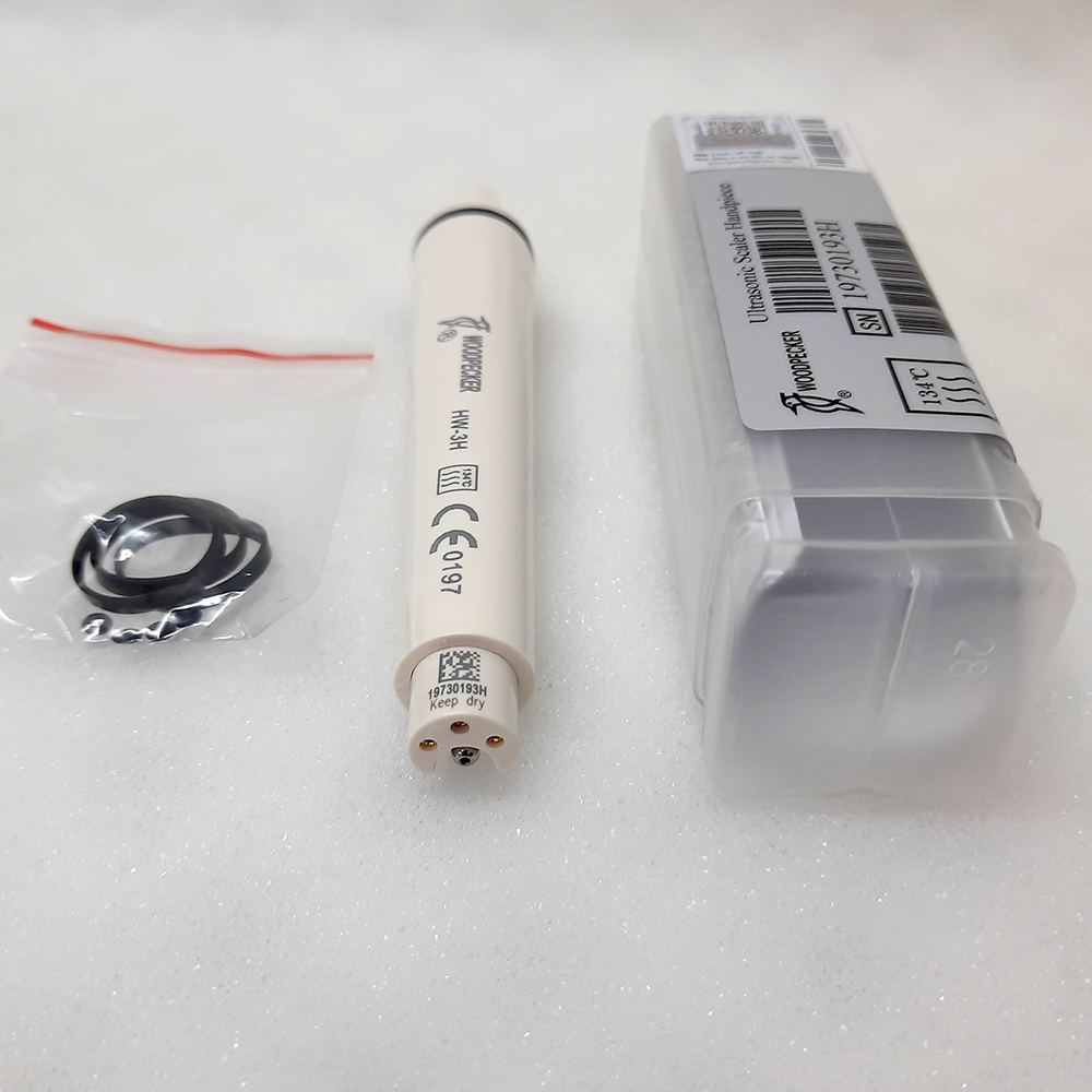 Наконечник скалера Woodpecker HW-3H. Сумісний з скалерами Woodpecker UDS-A, UDS-E, UDS-L, UDS-K, UDS-N2, N3, UDS-P, UDS-M зі знімними наконечниками, можна автоклавувати