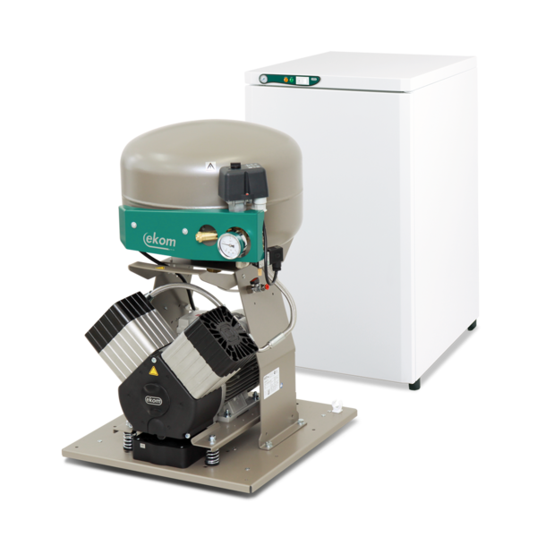 Компресор EKOM DK50 2V S, ресивер 25 л, без осушувача повітря, продуктивність 140 л/хв при тиску 5 бар, на 2 установки, робочий тиск 5-7 бар, живлення 230В/50Гц, в шумопоглинаючій шафі