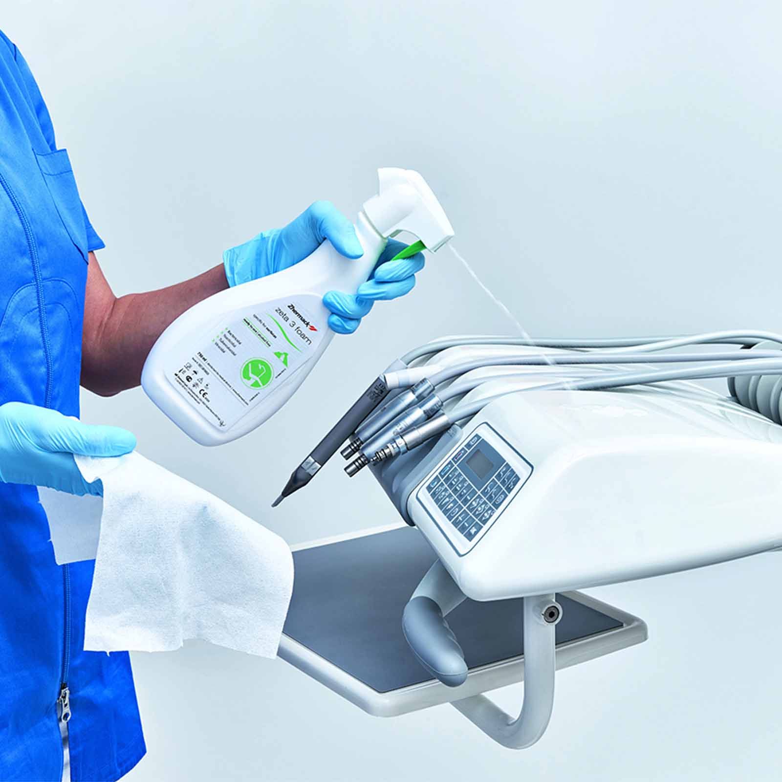 Zeta 3 Foam (3 л) (Зета 3 Фом), готовий до використання безспиртовий розчин-піна, підходить для обробки поверхонь медичних виробів та обладнання, що вимагають дбайливого поводження (наконечників, установок, ін.)
