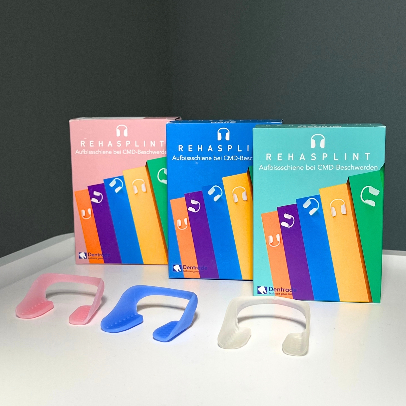 RehaSplint, жорсткість SOFT (м'яка); оклюзійна капа для полегшення симптомів КМД; твердість 40 по Шору А; рожевого кольору
